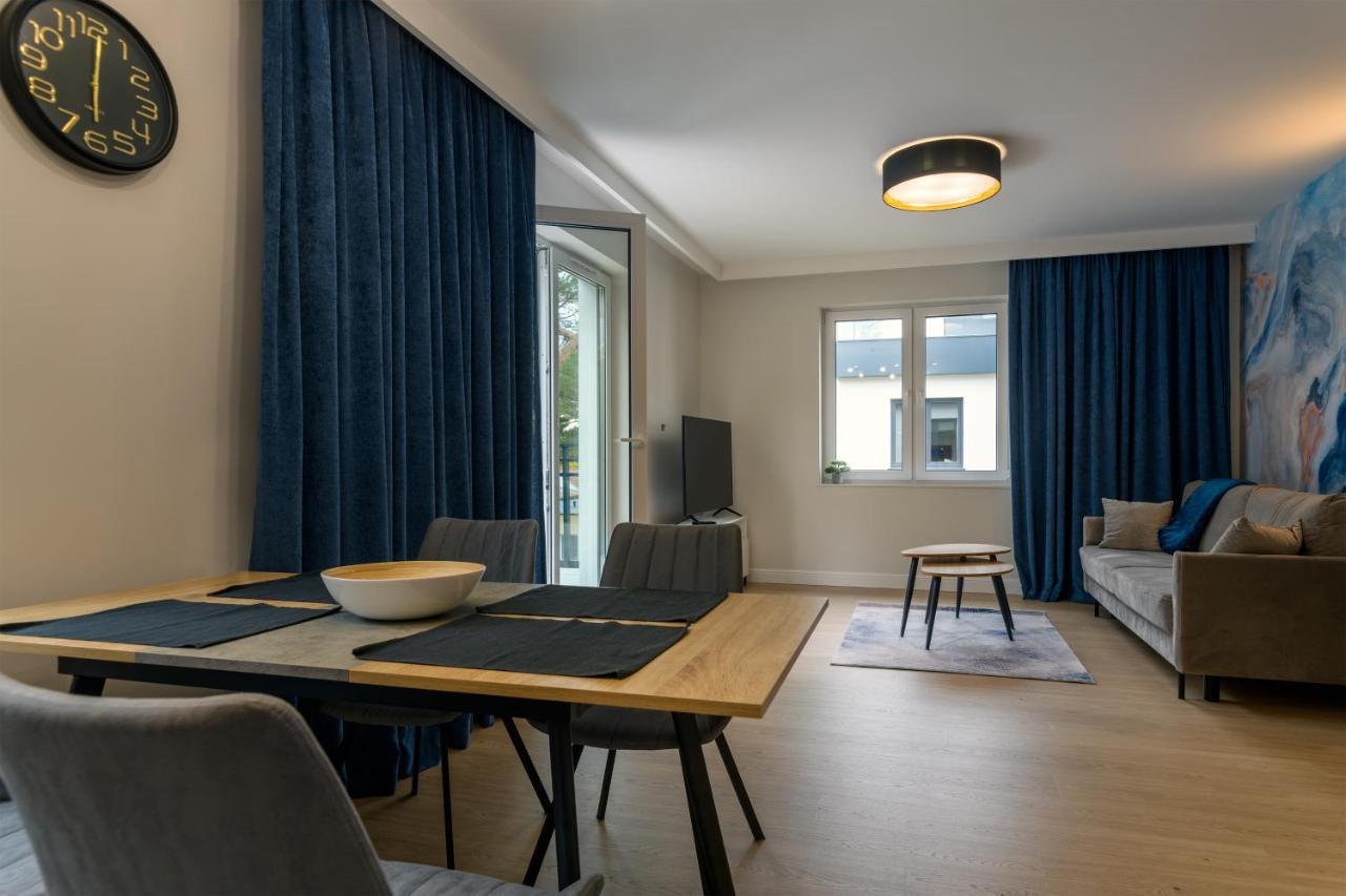 Double Rest Apartment *